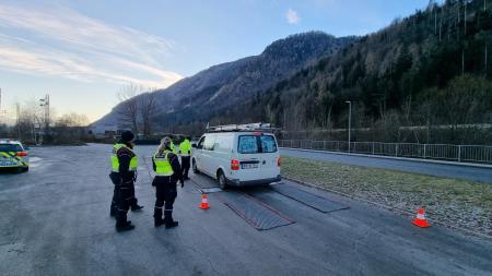 Nadzor nad prometom (V: MIR Jesenice)