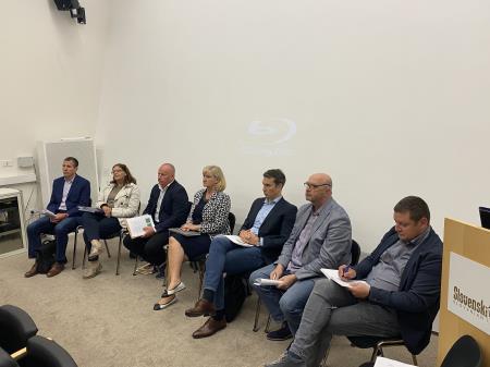 Sestanek glede umirjanja prometa v Dolino Vrata in preko prelaza Vršič, 4. 6. 2024, Planinski muzej