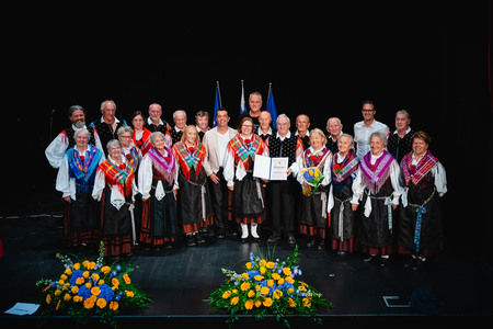 Kulturno društvo Odmev – Mešani pevski zbor Kranjska Gora z Rok´n bandom (foto Nik Bertoncelj)